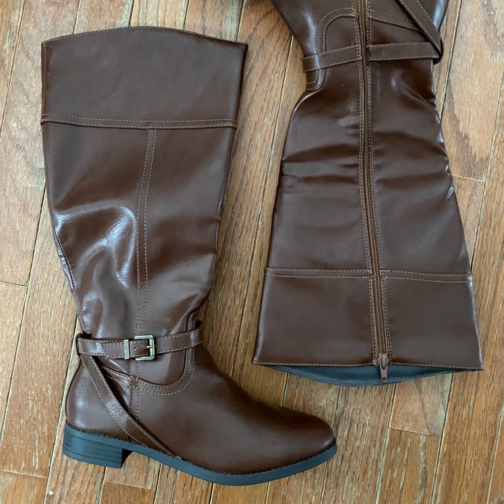 New Totes Tall Brown Boots 8W